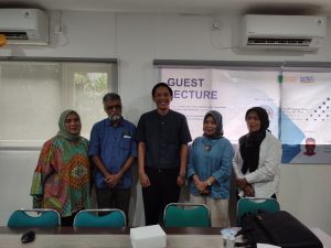 Read more about the article Mahasiswa Program Studi Doktor Ilmu Manajemen mengikuti Guest Lecture dengan tema : “How to Write a Book/Book Chapter in International Reputable Publishers”