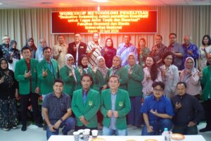 Read more about the article Mahasiswa Program Studi Doktor Ilmu Manajemen mengikuti Workshop Metode Penelitian Disertasi